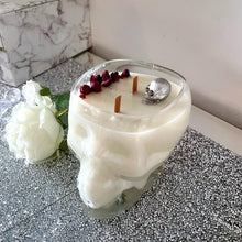 Load image into Gallery viewer, JUMBO Skull Candles
